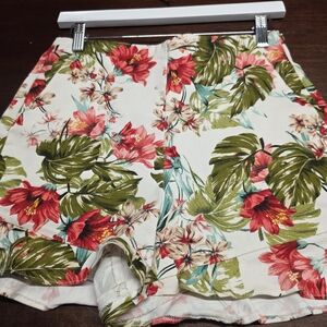 Zara High Waist Floral Women's Shorts - Red and Green